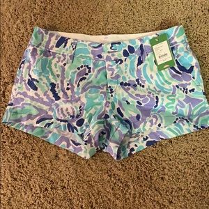 Lilly Pulitzer Walsh Short in Lilly’s Lilac